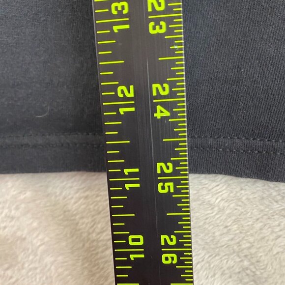 Brad Paisley Mens T-Shirt H2O Wetter & Wilder 2011 Tour Black Crewneck Casual - Picture 3 of 7